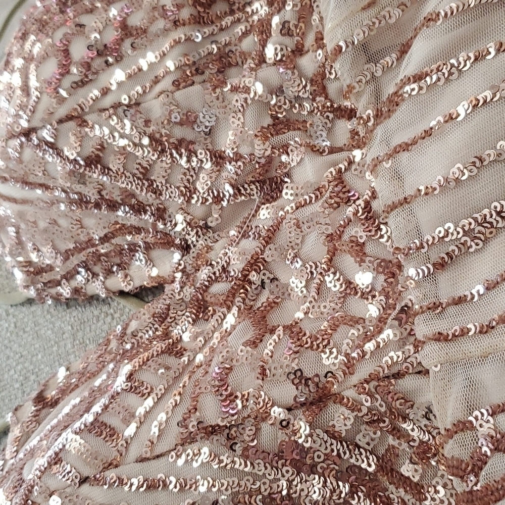 LATISTE cocktail Dress Strappy with Gold Glitter nwt small - Picture 13 of 14